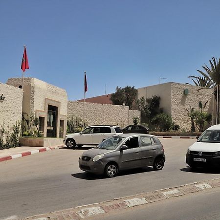 Hotel Parador العيون المظهر الخارجي الصورة